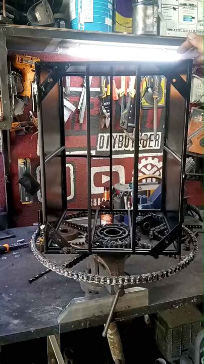 piso wifi cage for out door (back door) gilid 30cm, harap 32cm .